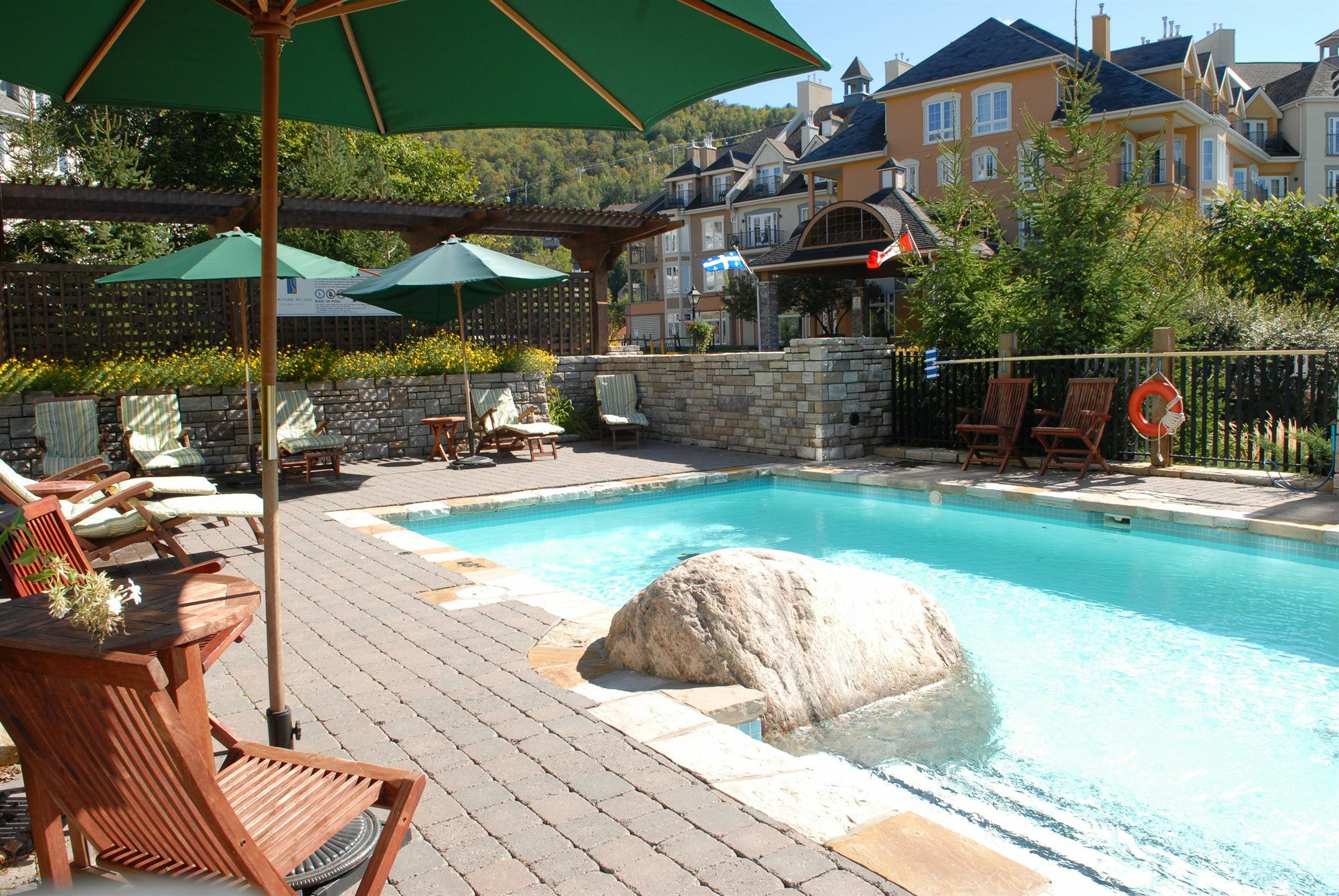 Ermitage Du Lac Mont-Tremblant Exteriör bild