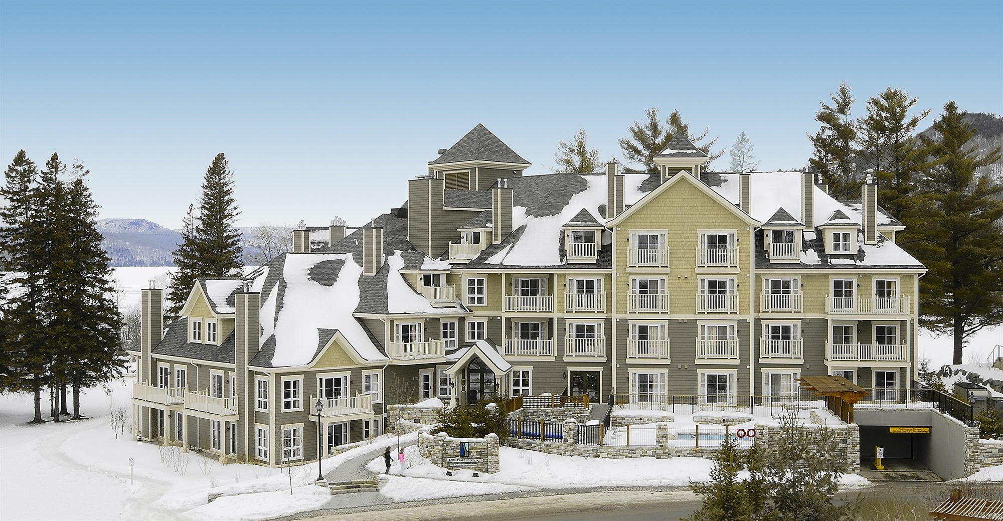 Ermitage Du Lac Mont-Tremblant Exteriör bild